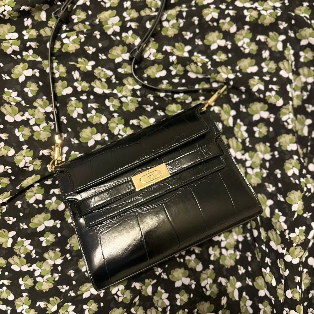 Tory Burch Lee Radziwill Shoulder Bag in Black Croc-Embossed Leather - Picture 15 of 16